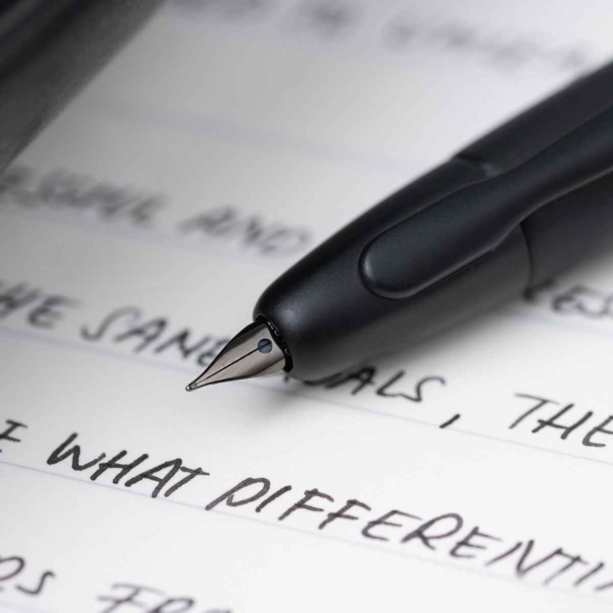 Pilot Capless ( M / B ) Matte Black BT Fountain Pen