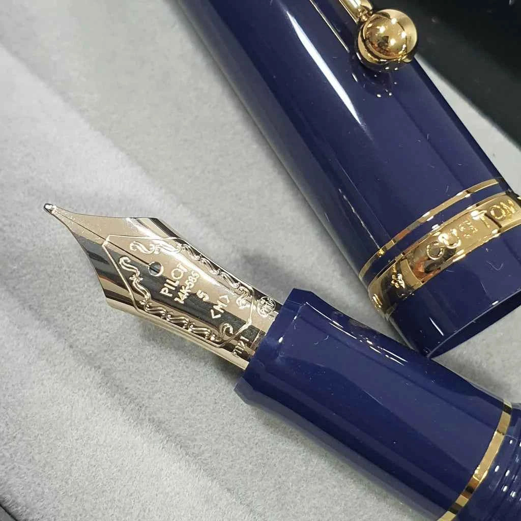 Pilot Custom 74 (M / B) Dark Blue GT Fountain Pen