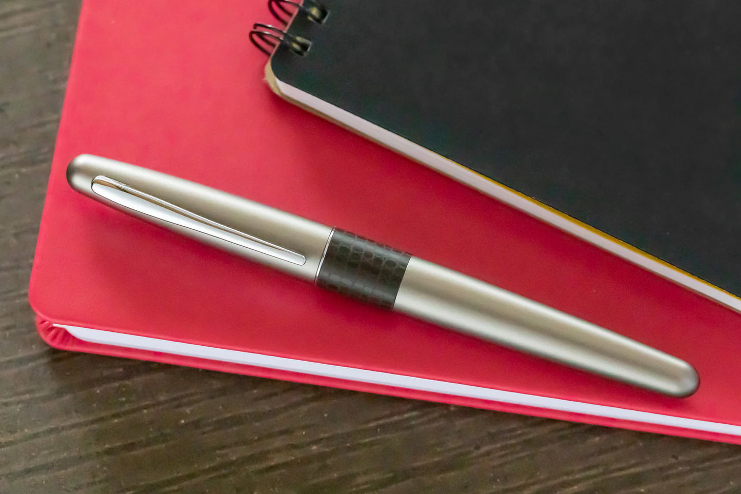 Pilot Fountain Pen Gunmetal Lizard MR 01 - Al Qalam