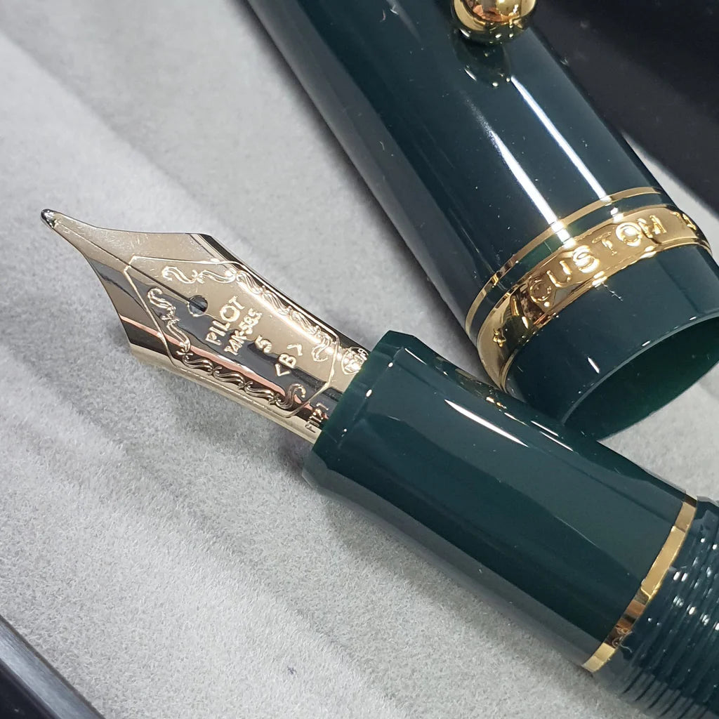 Pilot Custom 74 (M / B) Dark Green GT Fountain Pen - Al Qalam