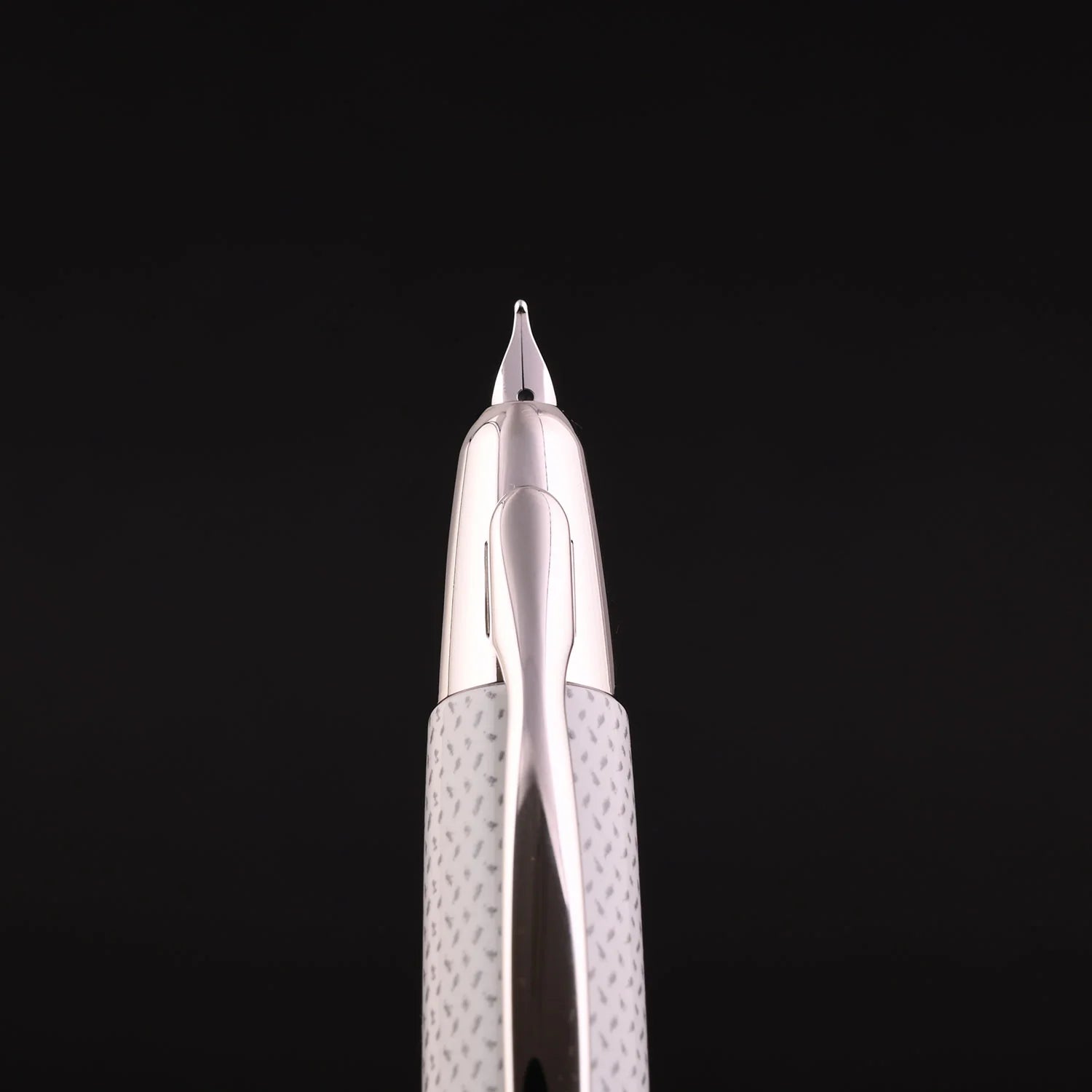 Pilot Capless ( M / B ) Kasuri White CT Fountain Pen - Al Qalam