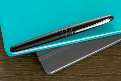 Pilot Fountain Pen Black Crocodile MR 01 - Al Qalam