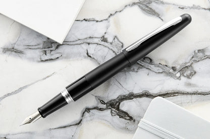 Pilot Fountain Pen Black Plain MR 01 - Al Qalam