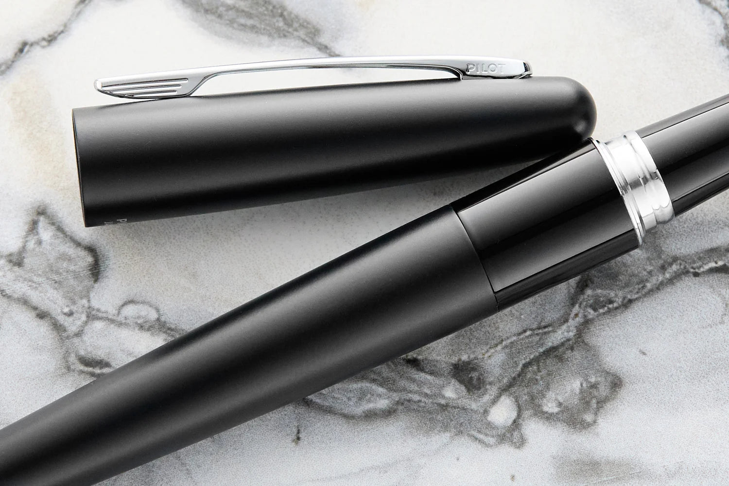 Pilot Fountain Pen Black Plain MR 01 - Al Qalam