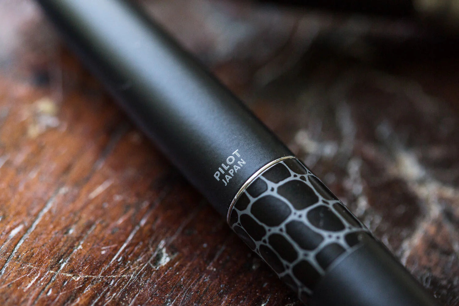 Pilot Fountain Pen Black Crocodile MR 01 - Al Qalam