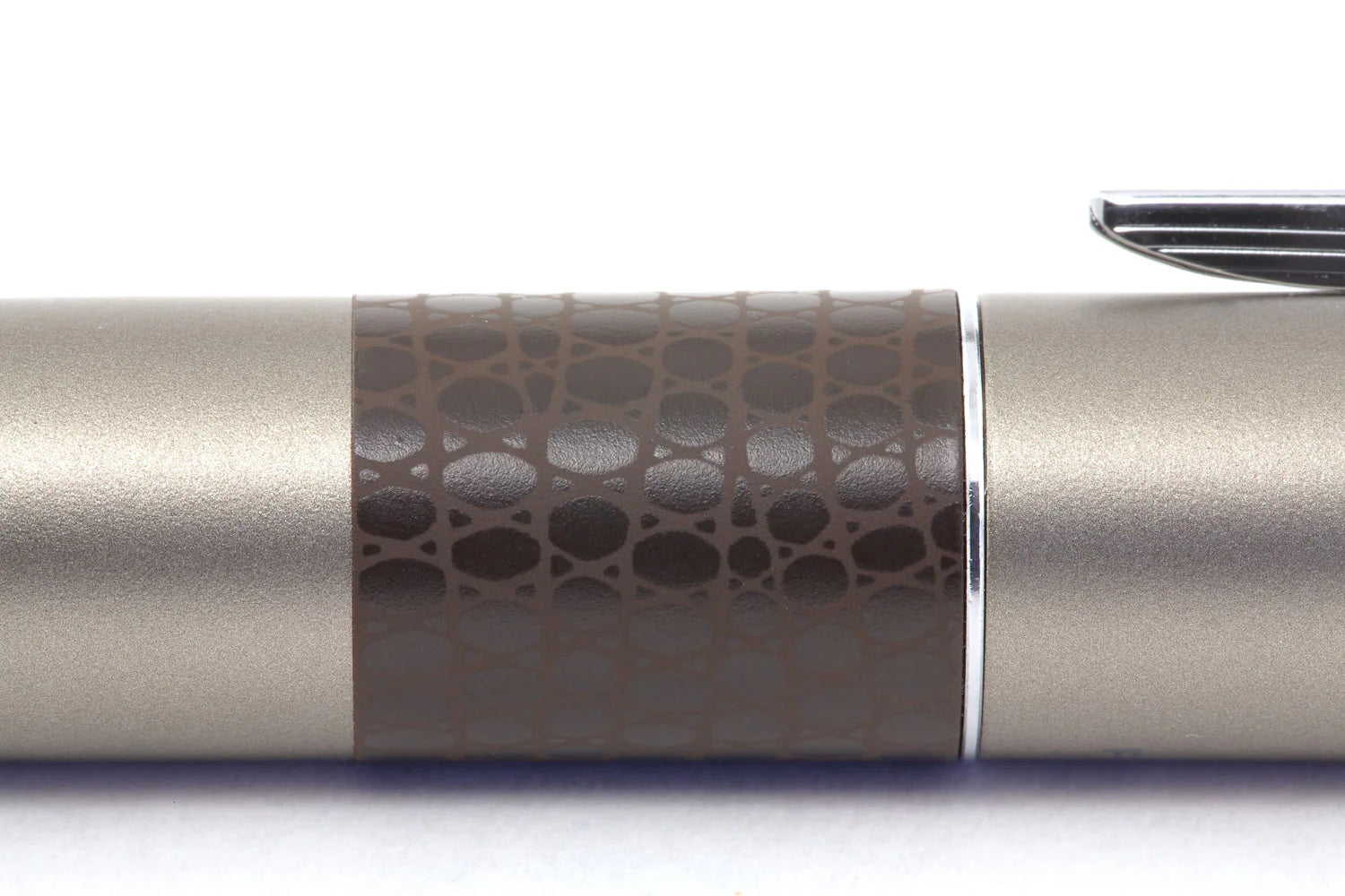 Pilot Fountain Pen Gunmetal Lizard MR 01 - Al Qalam