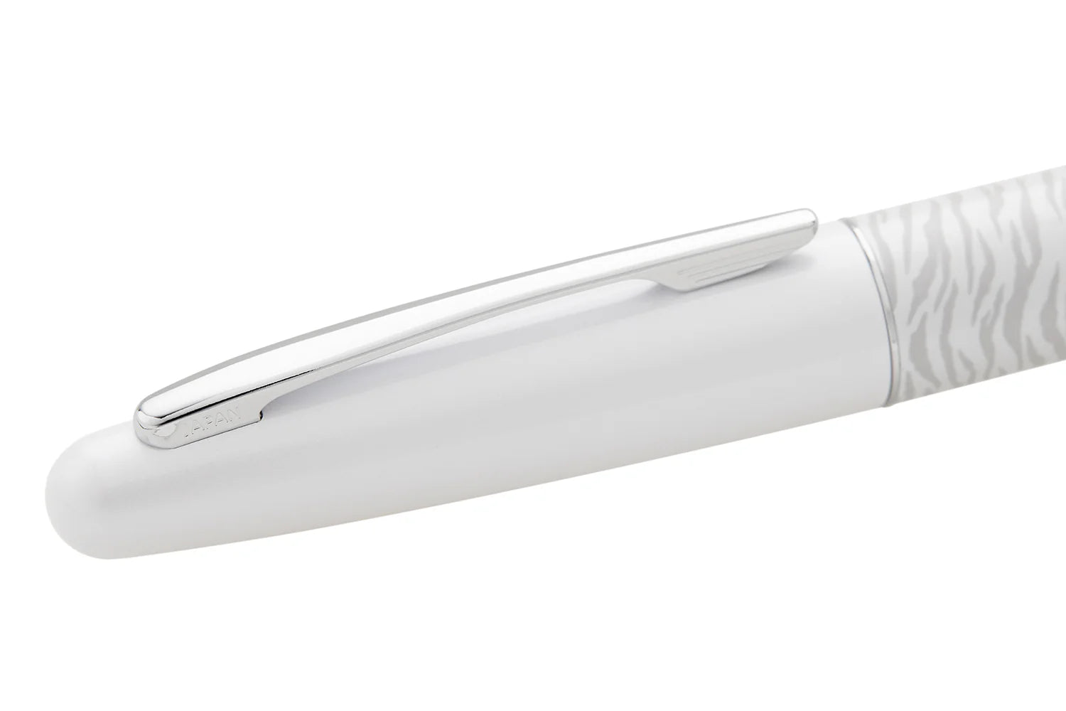 Pilot Fountain Pen White Tiger MR 01 - Al Qalam